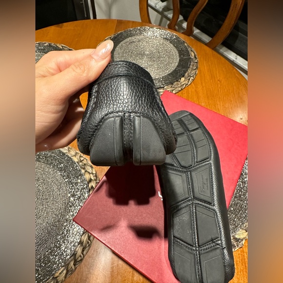 Ferragamo Mens front 4 Leather Drivers - Picture 8 of 10